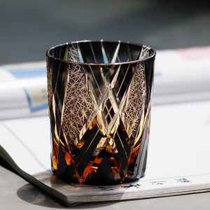 Vaso de Whisky Negro Tallado a Mano Estilo Edo Kiriko, 8.5 oz, Vidrio Azul Ámbar para Old Fashioned, Bourbon, Scotch, Caja de Regalo para Bar en Casa - Product Image 4
