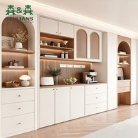 Buffet de style français avec niche de présentation arquée intégrée, rail électrique intelligent et panneau tressé pour villa de luxe