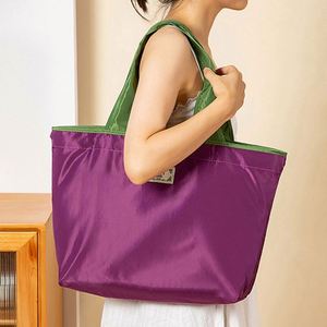 Sacs de courses pliables en polyester écologique de haute qualité, couleurs personnalisées, pour supermarchés, sacs de courses portables, fournisseur de sacs de courses en rouleau - Product Image 1