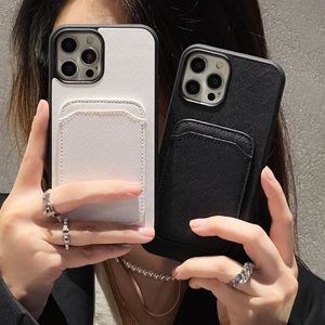 商务风格针叶林图案信用卡手机套聚氨酯皮套适用于苹果手机14 13 12专业版 - Product Image 1