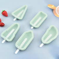 Moule à glace en silicone de qualité alimentaire pour la maison, avec couvercle, pour la fabrication de glaces maison en forme de pastèque, vente en gros