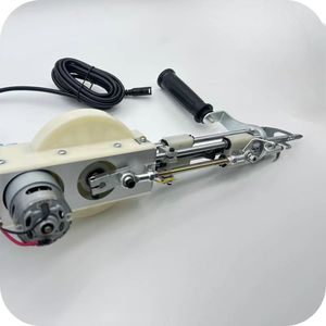 <span class=keywords><strong>Pistola</strong></span> Eléctrica de <span class=keywords><strong>Tufting</strong></span> <span class=keywords><strong>2</strong></span> <span class=keywords><strong>en</strong></span> <span class=keywords><strong>1</strong></span> para Pelo Largo, Altura Máxima de Pelo Cortado de 30mm, Herramienta para Hacer Alfombras Peludas Hechas a Mano y Tapices Artísticos - Product Image 5