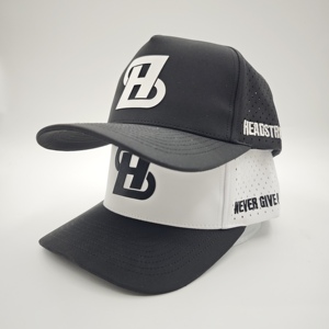 Gorra de Golf de Cinco Paneles de Primera Calidad, Impermeable, con Emblema de Silicona Personalizado, MOQ Bajo, OEM, Perforada con Láser, Transpirable, Artículos de Lujo - Product Image 2