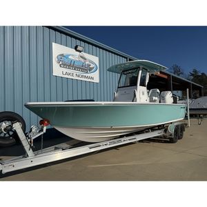 เรือตกปลาแบบคอนโซลกลาง Sportsman 247OE ปี 2026 พร้อมคานขนาด 8 ฟุต 5 นิ้ว ความยาว 8.1-12 เมตร 251+ - Product Image 6