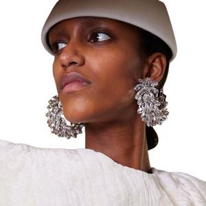 Women's Elegant Runway Accessories Rhinestone <b>Drop</b> <b>Earrings</b> with Exaggerated Geometric Hoop Design <b>Fashion</b> Sense Jewelry - Product Image 5