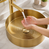 Lavabo de salle de bain moderne de luxe avec design angulaire en acier inoxydable produit rose doré avec égouttoir lavabo en acier