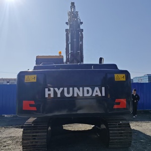 Excavadora Hidráulica de Orugas Hyundai HX220AL con un Potente Motor y un Sistema Hidráulico Avanzado para Construcción Pesada - Product Image 2