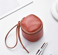Dompet Koin Kulit Mini Vintage dengan Ritsleting dan Tali Pergelangan Tangan
