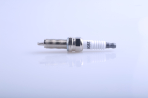 Bougie d'allumage Iridium LZK6RTC2806 18854-10080 M14*1.25mm 16mm Hexagonale à Résistance, Cœur en Cuivre - Product Image 3