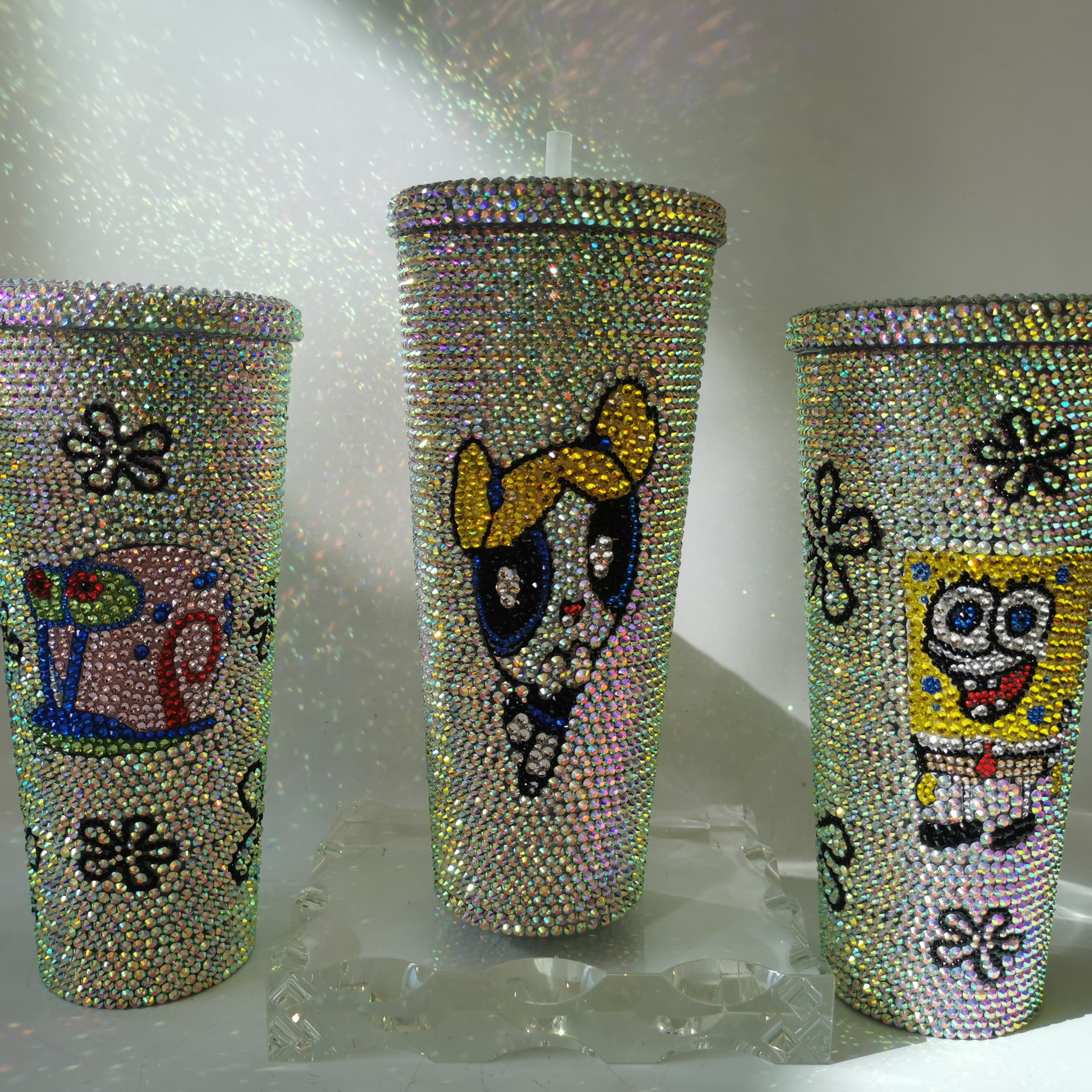 Яркий горный хрусталь, цветной стакан для напитков, бутылка OEM, дизайн клиента, популярный Рождественский подарок для семьи