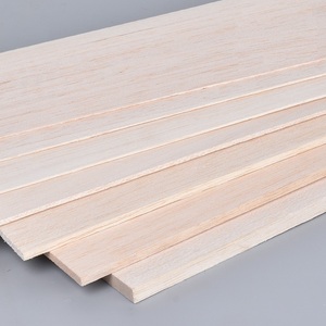 Cina fornitore all'ingrosso 1mm 2mm 3mm 5mm 6mm 8mm Balsa <span class=keywords><strong>legno</strong></span> chiaro <span class=keywords><strong>fogli</strong></span>/bastoni/blocchi per aereo/materiale da modellare - Product Image 4
