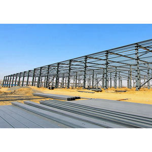 Hangar métallique agricole spécialisé pour le stockage de tracteurs et de machines agricoles - Product Image 4