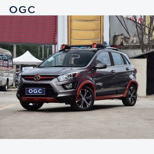 BAIC Senova X25 LHD 1.5L Automatique 5 Places R16 d'<span class=keywords><strong>occasion</strong></span> 2017 à vendre à bas prix pour le marché africain, expédition au port de Tema, Chine - Product Image 1