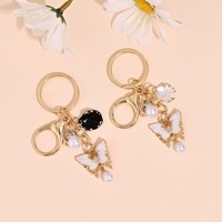 Porte-clés Papillon en Alliage de Zinc Émaillé avec Pendentif Coquillage, Breloque de Sac Tendance pour Femme, Anneau de Clés avec Fermoir Mousqueton