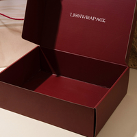 Ensemble d'emballage personnalisé pour vêtements LionwrapacK, boîte à courrier en carton ondulé avec sac anti-poussière en coton pour vêtements, robes, emballage cadeau