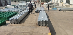 Jinglusteel tùy chỉnh đường cao tốc hộ Lan Tôn sóng nhúng nóng an toàn đường bộ mạ kẽm rào cản tai nạn nhà máy rào cản giao thông - Product Image 3