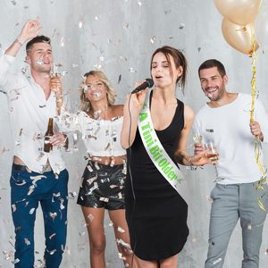 Banda de Cumpleaños con Temática de Martini en Verde, un Poco Más Madura, Banda de Satén con Temática de Martini para Decoraciones de Cumpleaños para Adultos en Interiores/Exteriores - Product Image 5