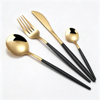 Ensemble de couverts de luxe en acier inoxydable 304 style portugais avec revêtement PVD or, finition miroir, manches noires, cuillère à soupe, fourchette, couteau