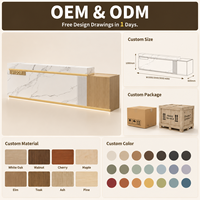 Bureau d'accueil moderne blanc crème avec bande lumineuse LED, comptoir de réception minimaliste à lattes de bois verticales pour bureau, salon ou clinique