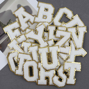 In Stock 8cm Glitter alfabeto lettera ciniglia <span class=keywords><strong>Patch</strong></span> ferro su lettere toppe per abbigliamento - Product Image 5