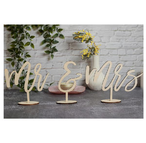 Prop de foto de fiesta de boda de pie Señor y Señora letras Vintage rústico de madera Sr. y Sra. signo para mesa de boda - Product Image 6