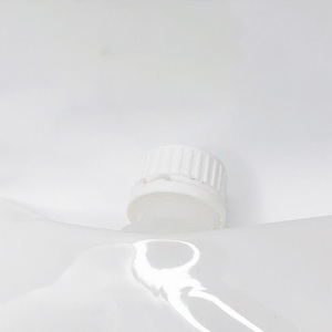 Bolsa blanda duradera a prueba de fugas, embalaje blanco brillante ecológico, bolsa con boquilla para bebidas, calostro líquido - Product Image 2