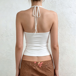 Top Cami Halter à Paillettes et Appliques Florales, Dos Ouvert, Coupe Ajustée Sexy, Style Unique, Sans Manches, à Nouer dans le Dos - Product Image 5