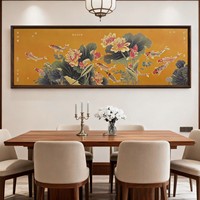 Tableau suspendu artisanal en laiton Lotus Koi avec cadre en noyer pour la décoration du salon, de la salle à manger, du bureau ou de l'hôtel