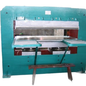 เครื่องอัดไฮดรอลิกแบบสี่คอลัมน์สี่คาน 380 โวลต์ ควบคุมด้วย PLC สำหรับขึ้นรูปแผ่นโยคะ EVA - Product Image 5
