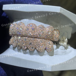 مخصص أعلى القاع 4 6 8 10 S925 الفضة الجليد خارج لا تشوبه شائبة VVS المويسانيت مختبر الماس 10K 14K 18K الصلبة ارتفع الأسنان الذهب Grillz - Product Image 3