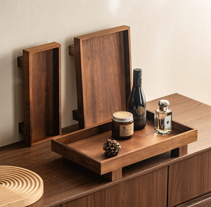 <span class=keywords><strong>Plateau</strong></span> de service rectangulaire <span class=keywords><strong>avec</strong></span> pieds en bois massif, idéal pour le petit-déjeuner, les boissons et le rangement dans la salle de bain. - Product Image 2