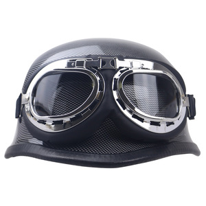 Casque de moto vintage haut de gamme avec fibre de carbone et visière de protection pour la conduite - Product Image 4