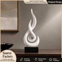 Sculpture moderne en résine blanche en forme de flamme avec boule de cristal de 3 cm, ornement abstrait pour table, salon, bureau ou étagère