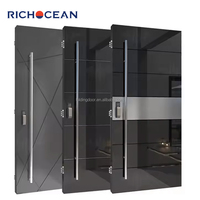 Porte pivotante d'entrée en aluminium à grain de bois personnalisé RICHOCEAN avec miroir en verre, portes métalliques, portes extérieures