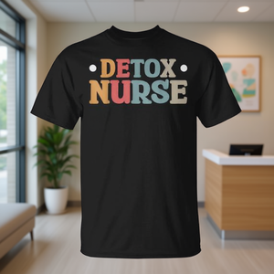 T-shirt Detox Nurse noir unisexe taille adulte moyenne - Product Image 1