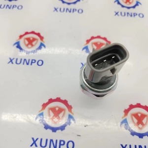 4HK1 Engine Parts Pressure Switch for ZAX240-3 Excavator Oil Sensor 499000-7341 8-98027456-0 - Product Image 3