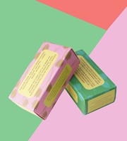 Il prezzo di fabbrica ricicla la scatola di carta d'imballaggio di Kraft della scatola della mailer di stampa su misura sapone su ordinazione fatto a mano del cartone di logo