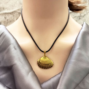Summer Hawaiian Fashion Pendant Necklaces 316L Stainless Steel Jewelry 14k 18k Pvd Gold Plated Sea Seashell Necklace for Women - Product Image 3