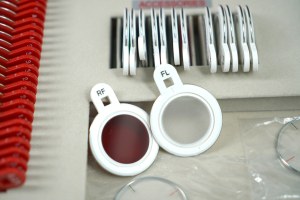 Juego de Lentes de Prueba TL-V20 con Montura Combinada de Plástico y Metal, Diámetro Grande de 26 mm, Aro Plateado con Diseño Anti-Rotura para Optometría - Product Image 4