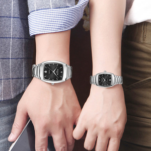 นาฬิกาคู่รัก <span class=keywords><strong>Wlisth</strong></span> S940 รุ่นใหม่ ดีไซน์สี่เหลี่ยม ระบบควอตซ์ ตัวเรือนสแตนเลสสตีล พร้อมฟังก์ชั่นปฏิทิน ดีไซน์ทันสมัย กระจกแซฟไฟร์ กันน้ำ - Product Image 2
