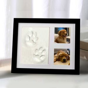 Cadres photo commémoratifs en bois pour animaux de compagnie avec kit d'empreintes de mains et de pieds en argile pour bébés, empreintes de pattes de chiens et de chats - Vente en gros - Product Image 1