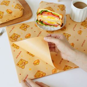 Papier d'emballage pour hamburgers résistant à la graisse avec logo personnalisé de qualité alimentaire, feuilles d'emballage pour gâteaux avec matériaux recyclés et revêtement PE - Product Image 1