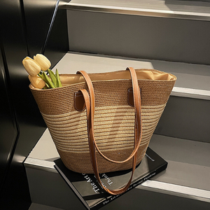 Borsa da Donna di Grande Capacità, Shopper di Qualità con Manici in Tessuto - Product Image 2