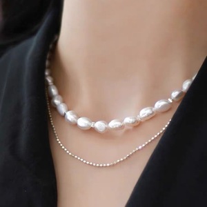 Collier en argent S925 à la mode avec perle baroque et chaîne de clavicule en argent écrasé, durable et élégant pour un port superposé - Product Image 3