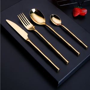 Ensemble de <span class=keywords><strong>couverts</strong></span> écologiques en acier inoxydable avec <span class=keywords><strong>manche</strong></span> en <span class=keywords><strong>bambou</strong></span>, 4 pièces, design tendance, vente chaude - Product Image 1