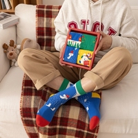 Coffret cadeau de Noël, chaussettes, lot de 4 paires, dessin animé Père Noël, chaussettes épaisses et chaudes pour l'hiver, chaussettes pour hommes, femmes, couples, cadeau de fête pour offrir