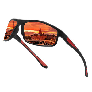 Gafas de sol con montura cuadrada negra de PC, lentes TAC polarizadas con protección UV400 para pesca, conducción, deportes al aire libre, unisex. - Product Image 5