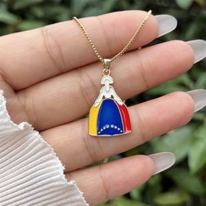 Collar con Colgante de <span class=keywords><strong>Mapa</strong></span> de Venezuela en Cobre Chapado en Oro de 18K, Estilo Lindo y Clásico Minimalista - Product Image 3