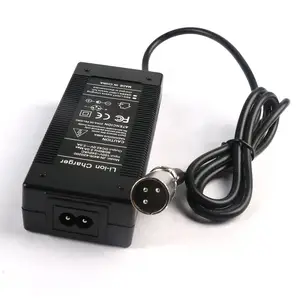 42V 2A Caricabatteria per 36V Ebike Bicicletta Elettrica Li-Ion Batteria 3-Pin XLR Maschio Connettore