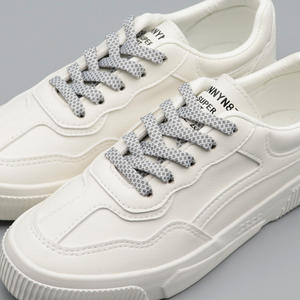 Lacci in poliestere a trama piatta a due strati per impieghi gravosi per lunghezza e Logo personalizzabili per stivali e scarpe da ginnastica - Product Image 2